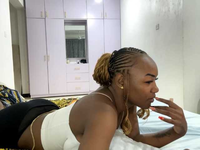 cravemeslowly255 live cam on BongaCams