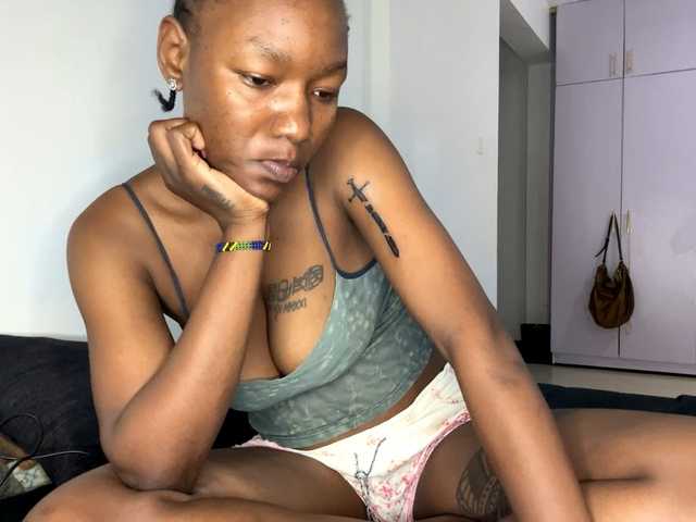 cravemeslowly255 live cam on BongaCams