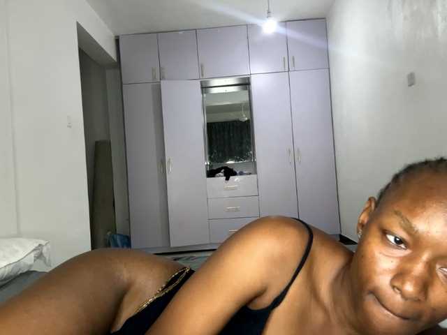 cravemeslowly255 live cam preview