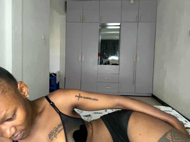 cravemeslowly255 live cam on BongaCams