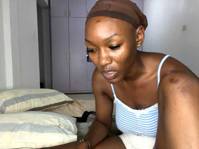 cravemeslowly255 live cam preview