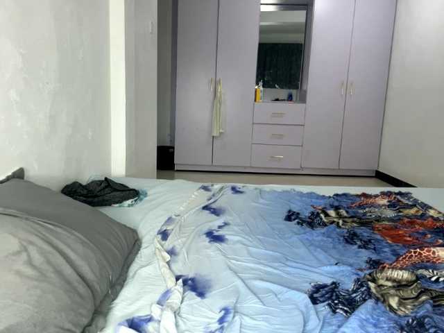 cravemeslowly255 live webcam show