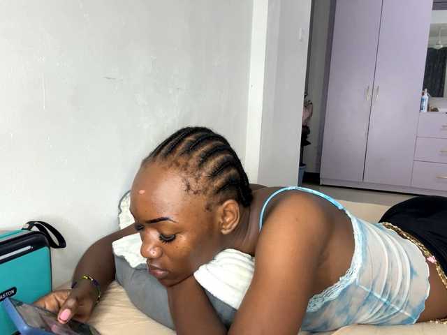 cravemeslowly255 live cam on BongaCams