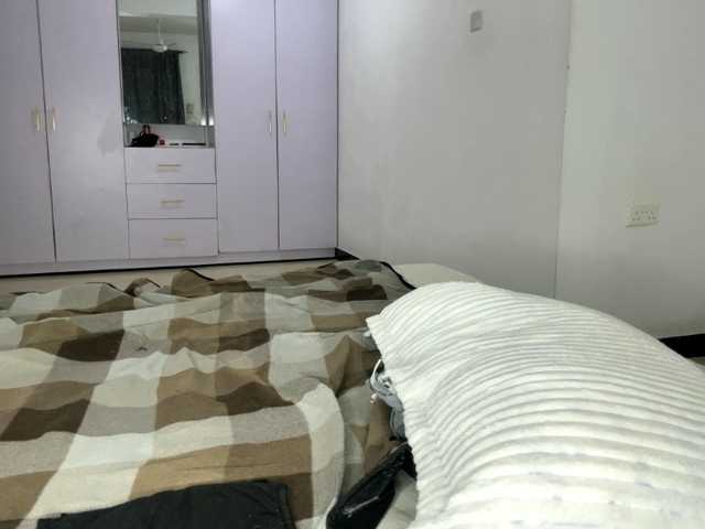 cravemeslowly255 live cam on BongaCams