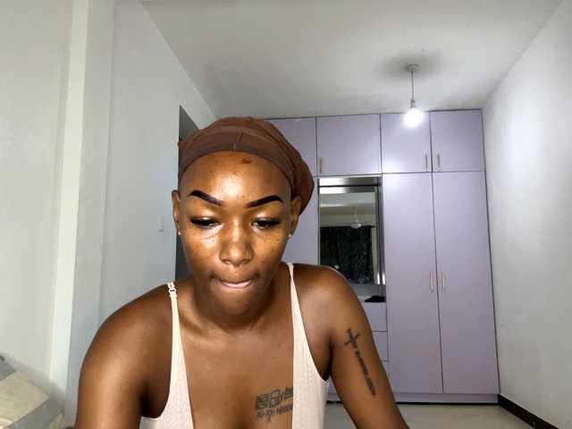 cravemeslowly255 live cam on BongaCams