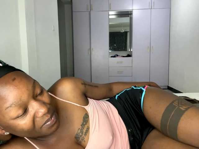 cravemeslowly255 live cam preview