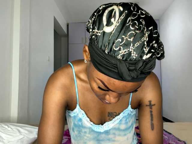 cravemeslowly255 live cam on BongaCams