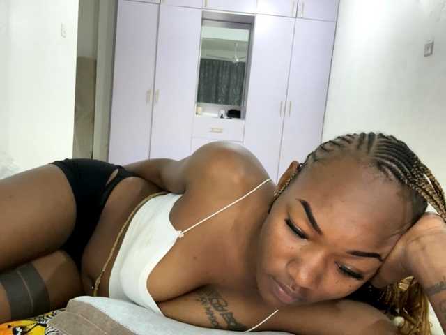 cravemeslowly255 live cam on BongaCams