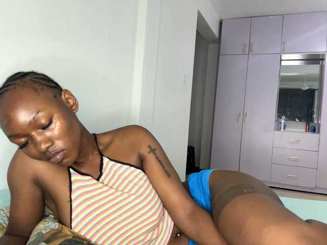 cravemeslowly255 live cam on BongaCams