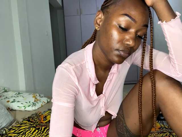 cravemeslowly255 webcam bongacams model stream image