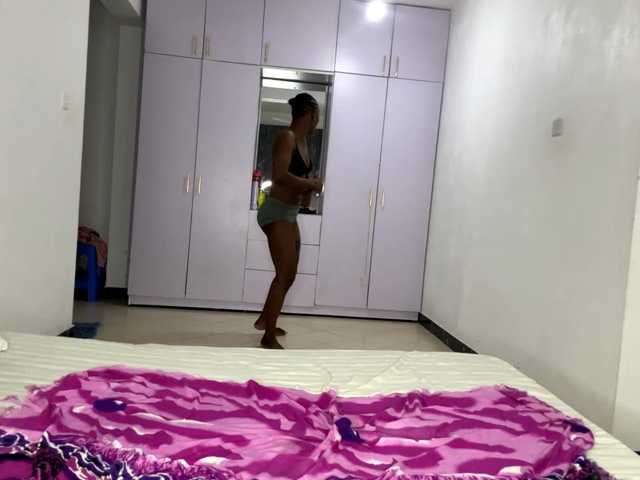 cravemeslowly255 live cam on BongaCams