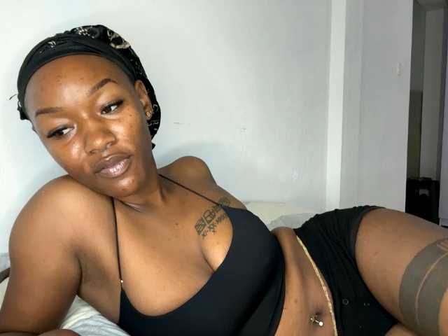 cravemeslowly255 Live-Cam auf BongaCams