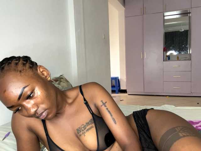 cravemeslowly255 live cam on BongaCams