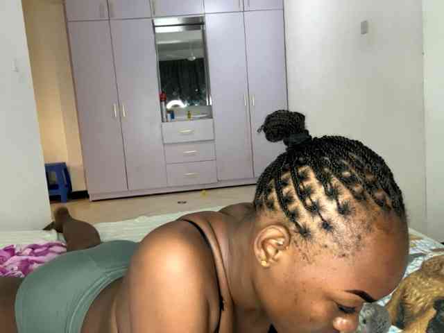 Model: cravemeslowly255