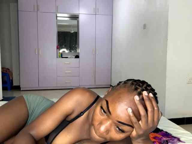 Model: cravemeslowly255