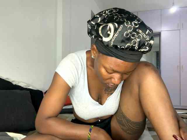 cravemeslowly255 Live Webcam on BongaCams