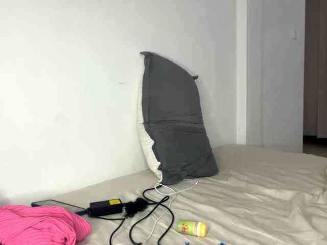 cravemeslowly255 webcam