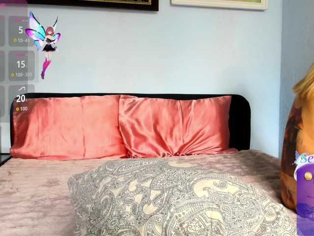 MiaPleasuree live cam on BongaCams