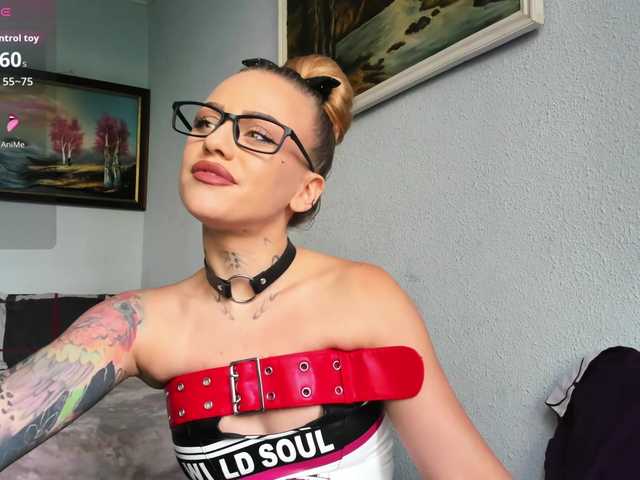 MiaPleasuree