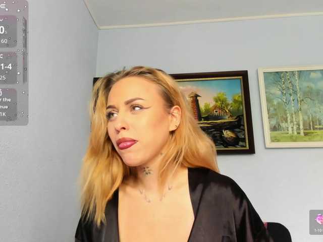 MiaPleasuree live cam on BongaCams