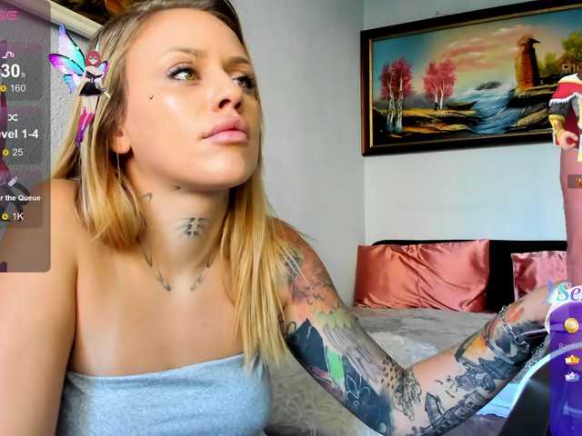 MiaPleasuree live cam on BongaCams