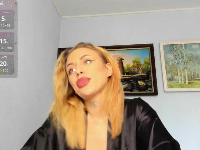 MiaPleasuree live cam on BongaCams