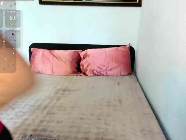 MiaPleasuree webcam