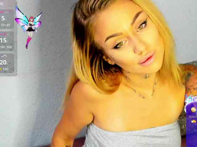 MiaPleasuree webcam