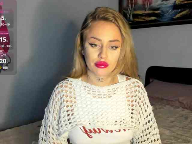 MiaPleasuree webcam