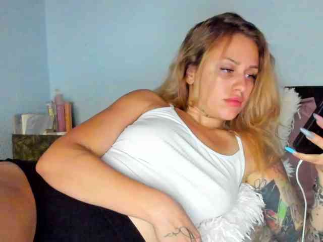 MiaPleasuree