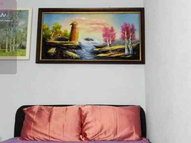 MiaPleasuree webcam