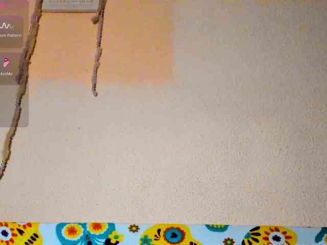MiaPleasuree webcam