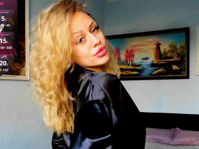 MiaPleasuree webcam