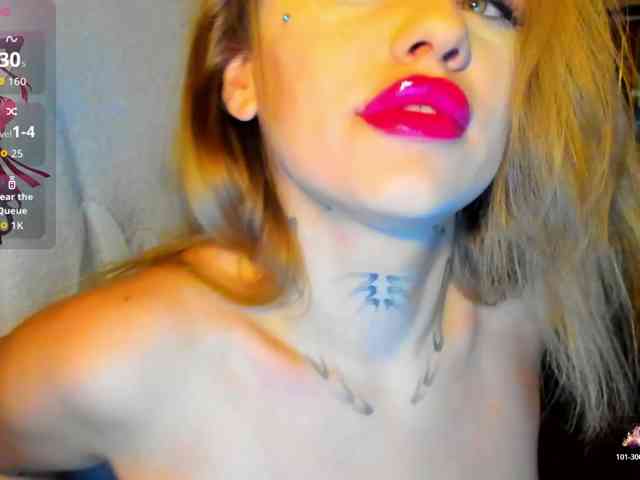 MiaPleasuree webcam