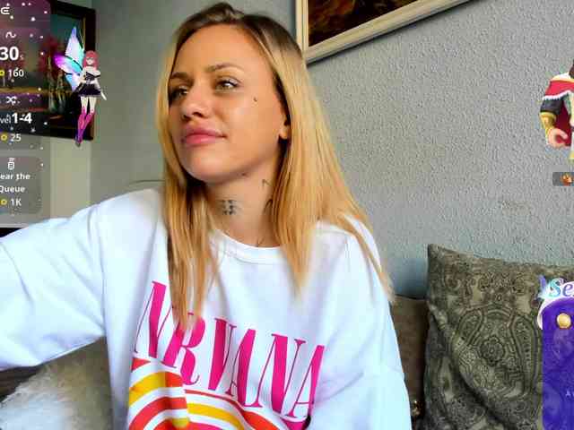 MiaPleasuree webcam