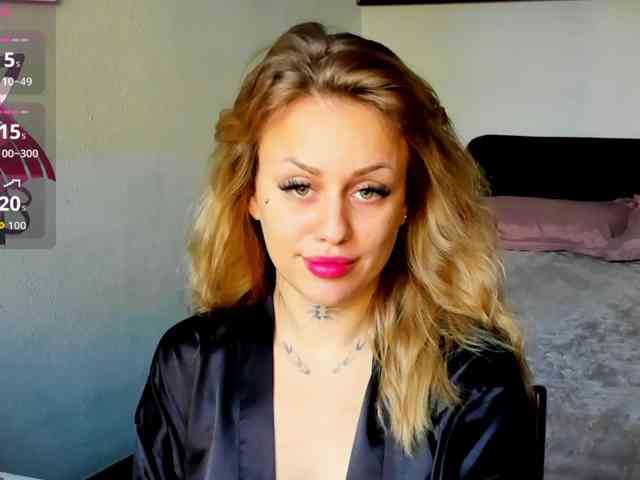 MiaPleasuree webcam
