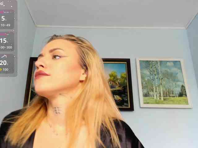 MiaPleasuree webcam