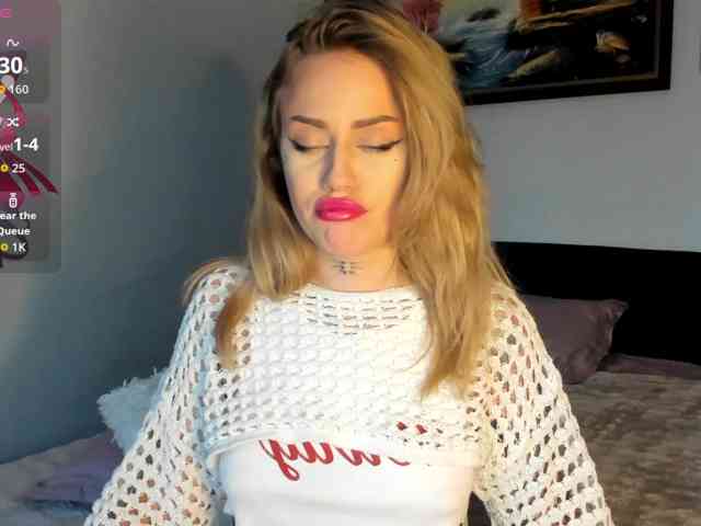 MiaPleasuree webcam