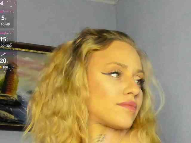 MiaPleasuree webcam