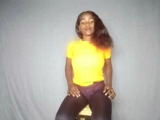 LADYQUEEN