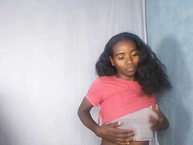 sexyqueen-1 live sex show