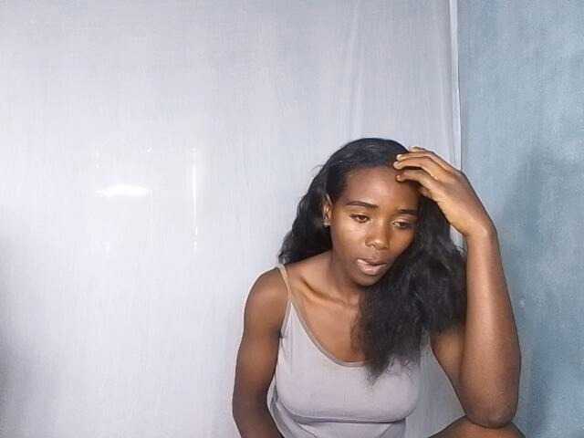 SEXYQUEEN-1 live cam on BongaCams
