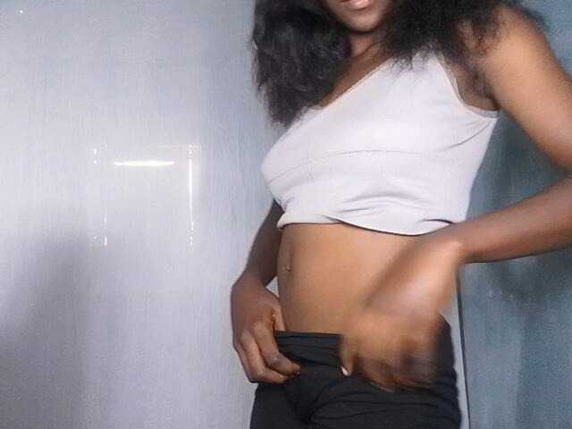 SEXYQUEEN-1
