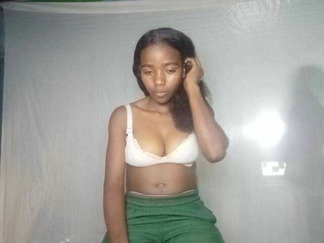 SEXYQUEEN-1