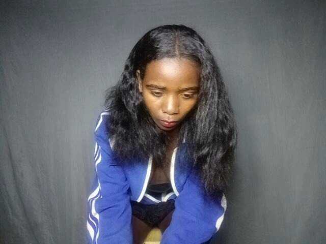 SEXYQUEEN-1 live cam on BongaCams