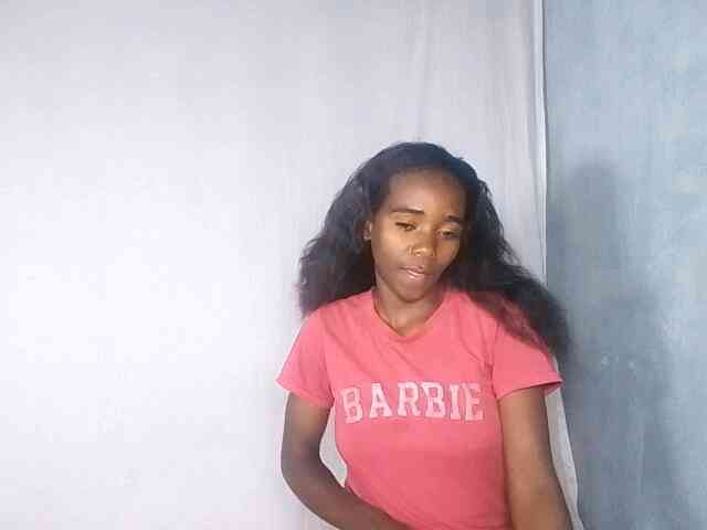 LADYQUEEN webcam