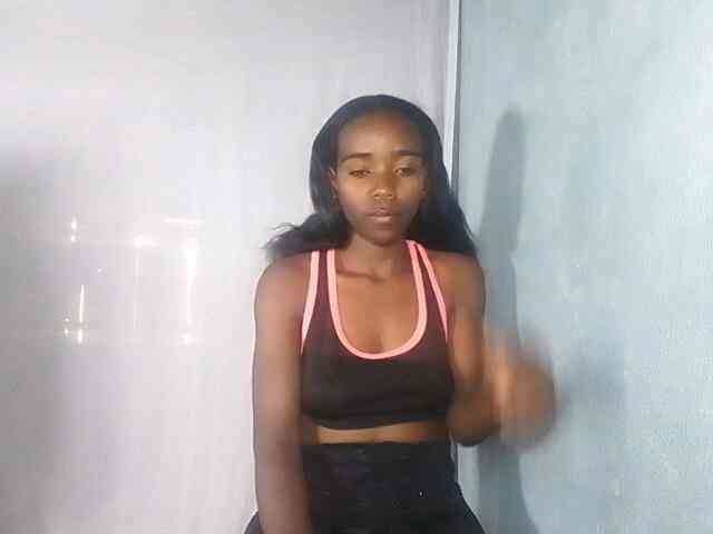 LADYQUEEN webcam