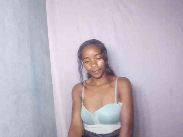 SEXYQUEEN-1 webcam