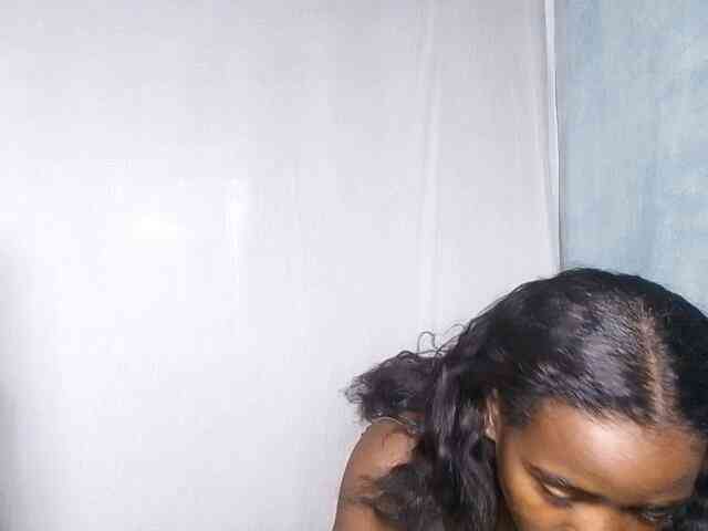 LADYQUEEN webcam