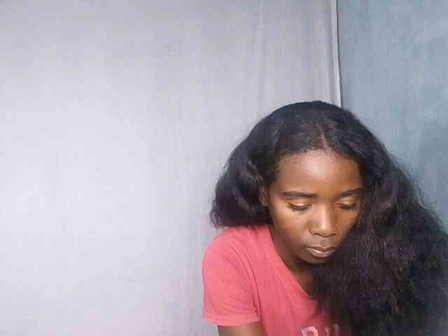LADYQUEEN webcam